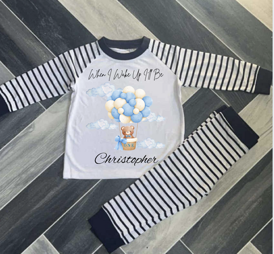 PERSONALISED BEAR IN  BALLOON BIRTHDAY PYJAMAS PINK OR BLUE UPTO 3-4 Y